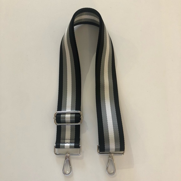 ahdorned bolsa strap